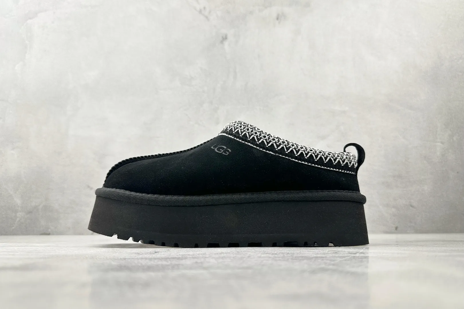 🐲💰 480 supports store UGG Tazz Black Item No.: 1122553-BLK Size: 35 36 36.5 37.5 38 38.5 39 40